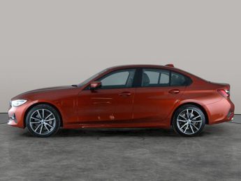BMW 3 Series 2.0 330e 12kWh Sport Pro Plug-in (292 ps) - ACOUSTIC GLAZING