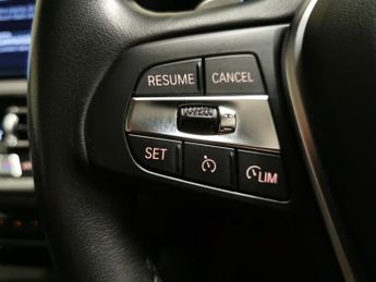 BMW 3 Series 2.0 330e 12kWh Sport Pro Plug-in (292 ps) - ACOUSTIC GLAZING