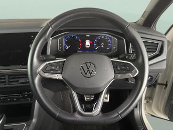 Volkswagen Polo 1.0 TSI R-Line DSG (95 ps) - DIGITAL DASH - PADDLE SHIFT - PARK 