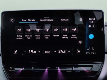 Volkswagen ID.4 Pure 52kWh Life (148 ps) - LED - REVERSE CAM - NAV