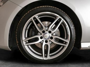 Mercedes-Benz A Class 2.1 A220d AMG Line 7G-DCT (177 ps) - KEYLESS-GO - CRUISE - HALF 