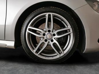 Mercedes-Benz A Class 2.1 A220d AMG Line 7G-DCT (177 ps) - KEYLESS-GO - CRUISE - HALF 
