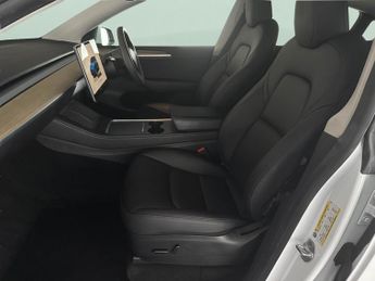 Tesla Model Y (Dual Motor) Long Range 4WDE (384 bhp) - HEATED STEERING - WIFI
