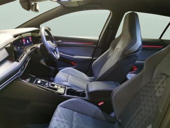 Volkswagen Golf 1.5 eTSI MHEV R-Line DSG (150 ps) - HEATED STEERING - WIFI - LAN