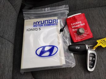 Hyundai Ioniq 5 73kWh Premium (217 ps) - BLIND SPOT ASSIST - LANE DEPARTURE  - B