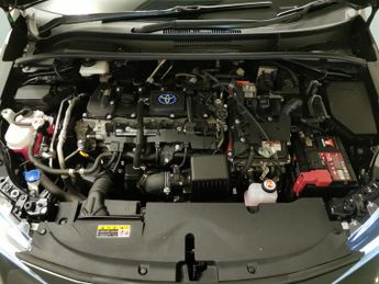 Toyota Corolla 1.8 VVT-h Design Touring Sports CVT (140 ps) - REVERSE CAM - NAV