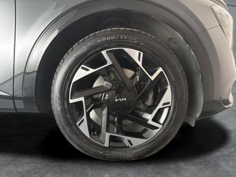 Kia Sportage 1.6 T-GDi 13.8kWh GT-Line Plug-in AWD (261 bhp) - LANE DEPARTURE