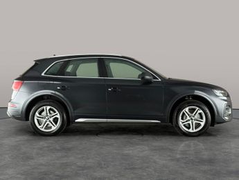 Audi Q5 2.0 TFSIe 50 Sport Plug-in S Tronic quattro 17.9kWh (299 ps) - L