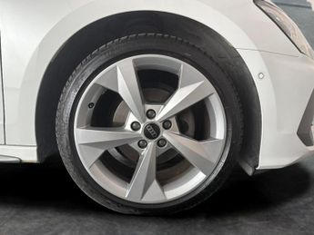 Audi A3 1.5 TFSI 35 S line Sportback S Tronic (150 ps)[Tech Pack]  - CRU