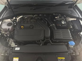 Audi A3 1.5 TFSI 35 S line Sportback S Tronic (150 ps)[Tech Pack]  - CRU
