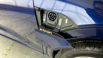 Audi e-tron 50 S line quattro 71.2kWh (313 ps) - BLUETOOTH - AIR SUSPENSION