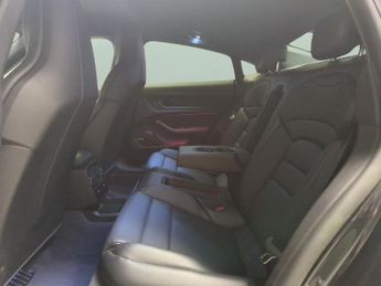 Porsche Taycan Performance 79.2kWh 4S 4WD (11kW Charger) (530 ps) - ELECTRIC FO