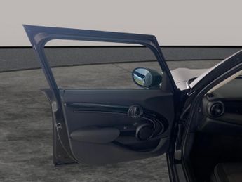 Mini Hatch 1.5 Cooper Classic Steptronic (136 ps) - LED - BLUETOOTH - CRUIS