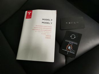 Tesla Model Y SUV RWD (346 ps) - WIFI - BLIND SPOT ASSIST - BLUETOOTH