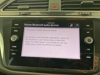 Volkswagen Tiguan 1.4 TSI 13kWh R-Line Plug-in DSG (245 ps) - CLIMATE CONTROL