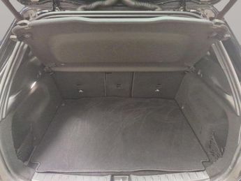 Mercedes-Benz GLA 1.3 GLA200 Sport 7G-DCT (163 ps) - HEATED LEATHER