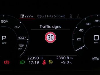Audi Q4 E-tron 40 S line 82kWh (204 ps) - BLUETOOTH - CRUISE - DRIVING MODES