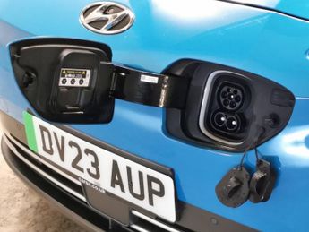 Hyundai Kona 64kWh Ultimate (10.5kW Charger) (204 ps) - NAV - HEATED SEATS