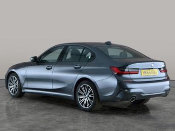BMW 3 Series 2.0 330e 12kWh M Sport Plug-in (292 ps) - ACOUSTIC GLAZING