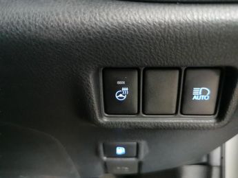 Toyota C-HR 2.0 VVT-h Excel CVT (184 ps) - REVERSE CAM - NAV - HEATED LEATHE