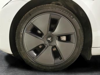 Tesla Model 3 (Dual Motor) Long Range 4WDE (346 ps) - PARK ASSIST - LED - REVE