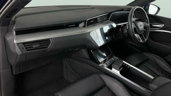 Audi e-tron 50 S line quattro 71.2kWh (313 ps) - BLUETOOTH - AIR SUSPENSION