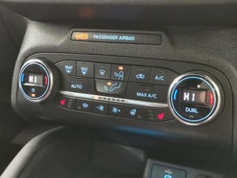 Ford Focus 1.5 EcoBlue ST-Line X (120 ps) - BLUETOOTH - CRUISE - PADDLE SHI
