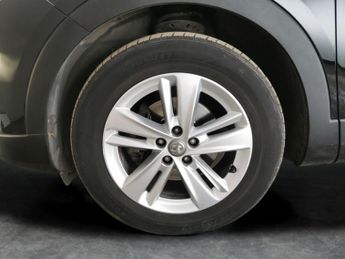 Vauxhall Grandland X 1.2 Turbo SE Premium (130 ps) - CRUISE - PARK SENSORS - SPEED LI