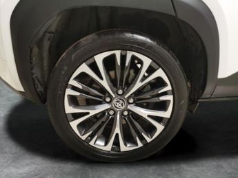 Toyota Yaris Cross 1.5 VVT-h Excel E-CVT (116 ps) - HEAT AND COOL SEATS - LED - REV