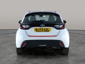 Toyota Yaris 1.5 VVT-h Icon E-CVT (116 ps) - BLUETOOTH - AIR CON - AUTO HEADL