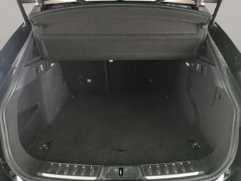 Jaguar F-PACE 2.0 D180 Chequered Flag AWD (180 ps) - REVERSE CAM - NAV - HEATE