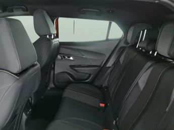 Peugeot E-2008 50kWh GT (7kW Charger) (136 ps) - REVERSE CAM - NAV - HEATED SEA