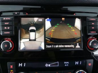 Nissan Qashqai 1.3 DIG-T N-Connecta DCT (160 ps) - NAV - GLASS ROOF PACK - LANE