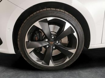 Cupra Leon 2.0 TSI VZ1 DSG (245 ps) - LED - REVERSE CAM - NAV
