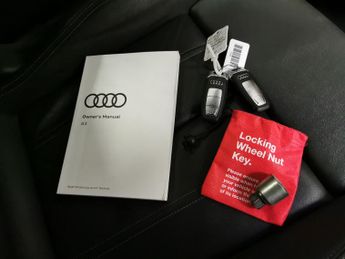 Audi A3 1.4 TFSIe 40 S line Sportback Plug-in S Tronic 13kWh (204 ps) - 