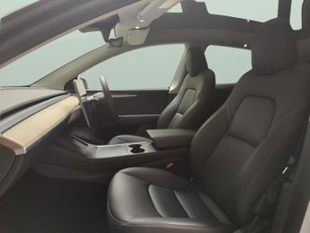 Tesla Model Y SUV RWD (346 ps) - LED - REVERSE CAM - NAV