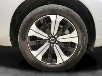 Volvo XC60 2.0h T6 Recharge 18.8kWh Plus Plug-in AWD (350 ps) - ADAPT CRUIS