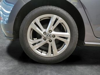 Volkswagen Polo 1.0 TSI R-Line DSG (95 ps) - BLUETOOTH - DIGITAL DASH - PADDLE S
