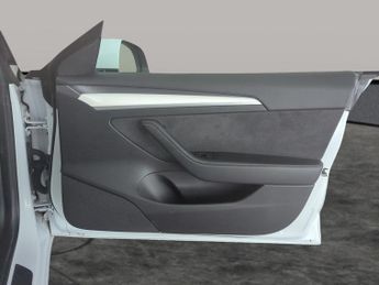 Tesla Model 3 (Dual Motor) Long Range 4WDE (346 ps) - PARK ASSIST - LED - REVE