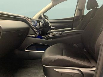 Hyundai Tucson 1.6 h T-GDi Premium (230 ps) - NAV - HEATED STEERING - BLIND SPO