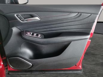 MG Mg Hs 1.5 T-GDI Exclusive DCT (162 ps) - KEYLESS ENTRY - LED - REVERSE