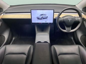 Tesla Model Y SUV RWD (346 ps) - HEATED STEERING - WIFI - BLIND SPOT ASSIST
