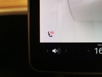 Tesla Model Y SUV RWD (346 ps) - WIFI - BLIND SPOT ASSIST - BLUETOOTH