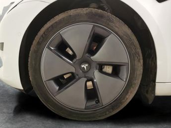 Tesla Model 3 Standard Range Plus RWD (241 bhp) - PARK ASSIST - LED - REVERSE 