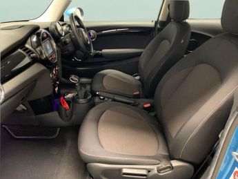 Mini Hatch 1.2 One (102 ps) - INTERIOR SURFACES - PIANO BLACK - MINI EXCITE