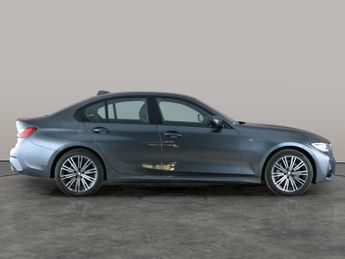 BMW 3 Series 2.0 330e 12kWh M Sport Plug-in (292 ps) - REVERSE CAM - HEATED S