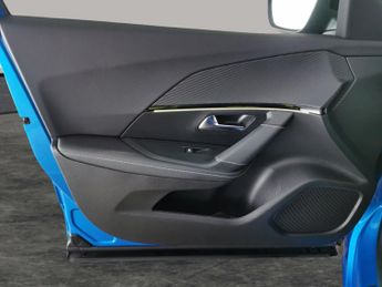 Peugeot E-2008 50kWh GT (7kW Charger) (136 ps) - REVERSE CAM - NAV - HEATED SEA