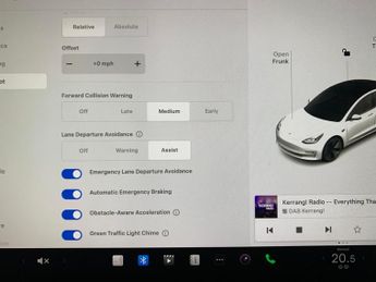 Tesla Model 3 (Dual Motor) Long Range 4WDE (346 ps) - PARK ASSIST - LED - REVE
