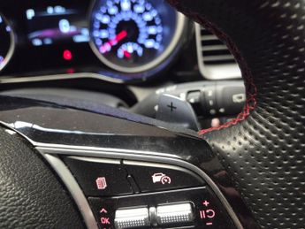 Kia Proceed 1.6 T-GDi GT Shooting Brake DCT (201 bhp) - HEATED SEATS - HEATE