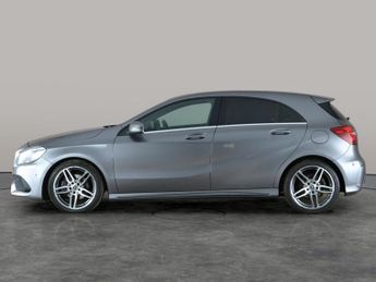 Mercedes-Benz A Class 1.6 A180 AMG Line (Premium) 7G-DCT (122 ps) - REVERSE CAM - HEAT